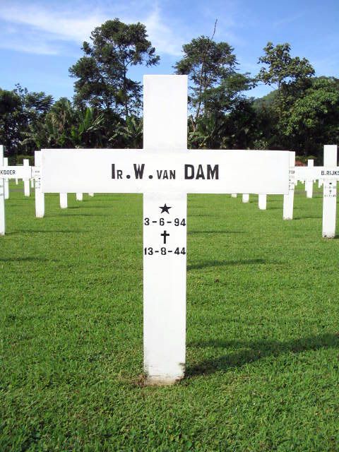 dam.van.w.2005.jpg