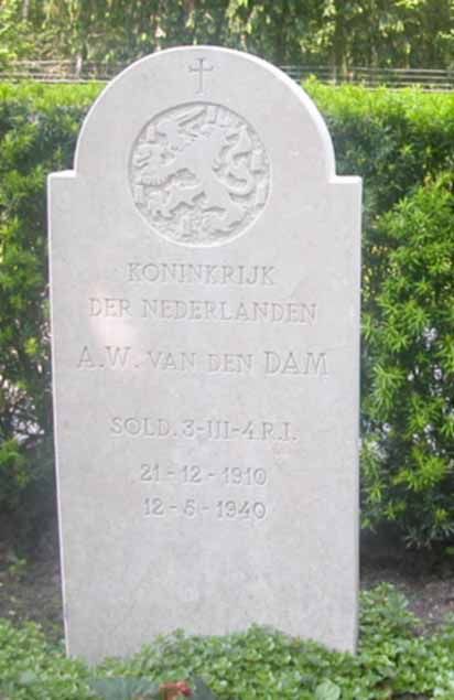a.w.v.den.dam.jpg