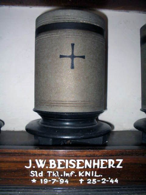 beisenherz.j.w.2005.jpg