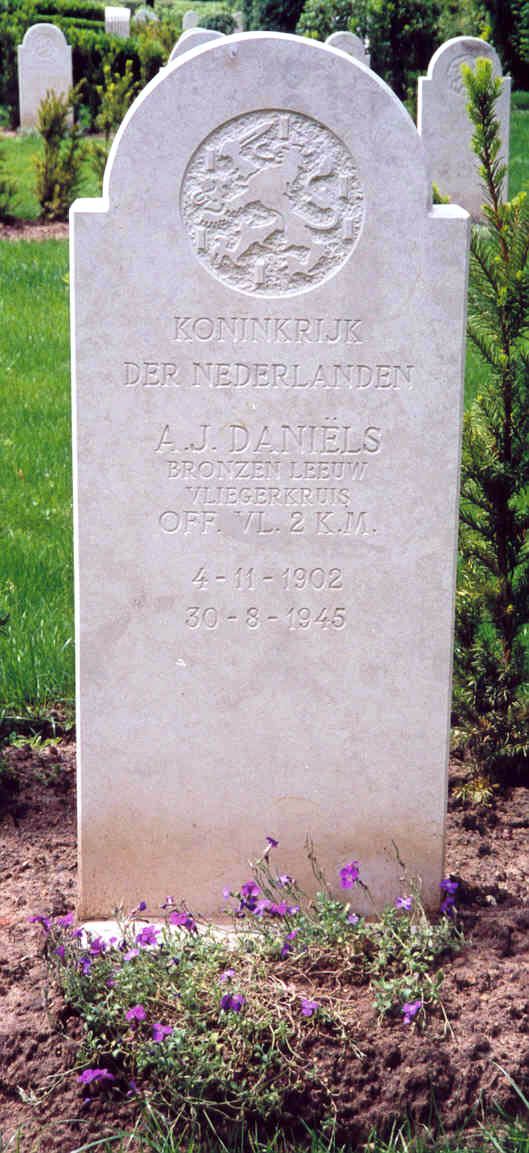A.J.Daniels(1).jpg
