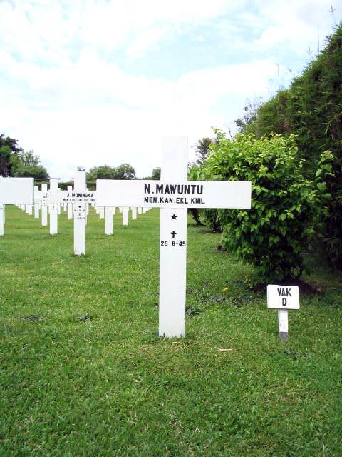 mawuntu.n.2005.jpg