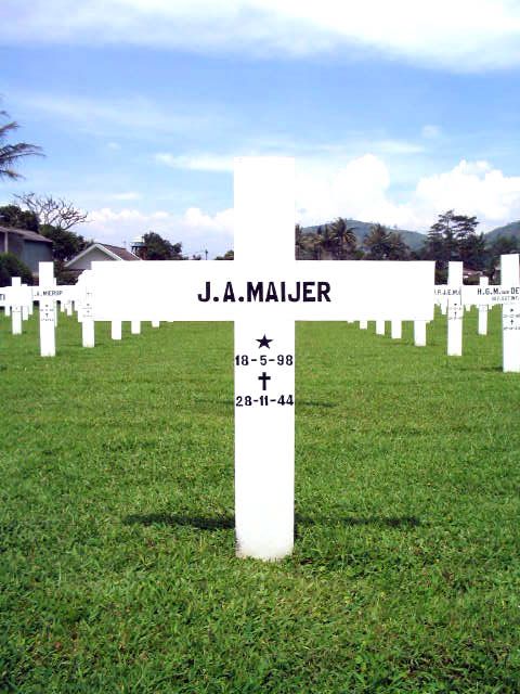 maijer.j.a.2005.jpg