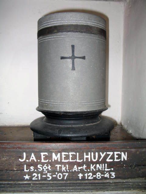 meelhuyzen.j.a.e.2005.jpg