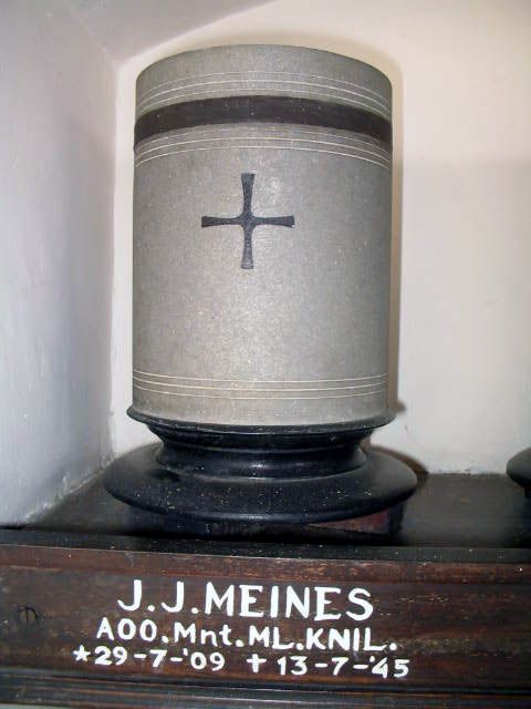 meines.j.j.2005.jpg