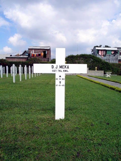 meka.d.j.2005.jpg