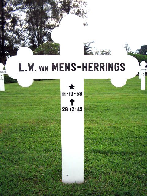 mens van.herrings.l.w.2004.jpg