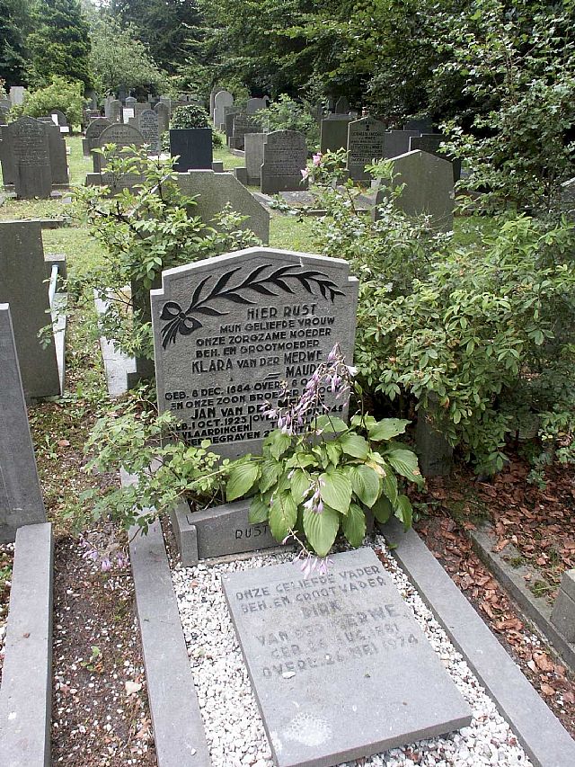 Van de Merwe.jpg