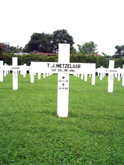 metzelaar.t.j.2005.jpg