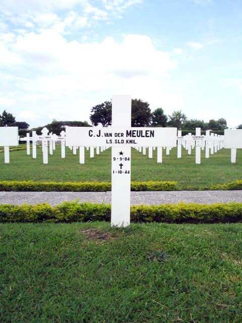 meulen.v.der.c.j.2005.jpg
