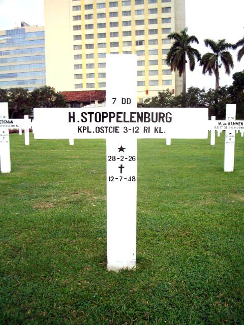 stoppelenburg.h.2005.jpg