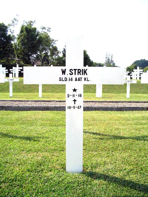 strik.w.2004.jpg.JPG