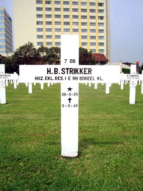strikker.h.b.2005.jpg