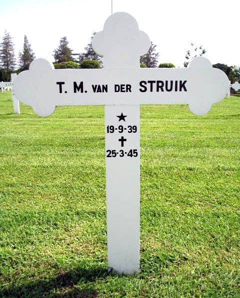 struik v der t.m.2004.jpg.JPG