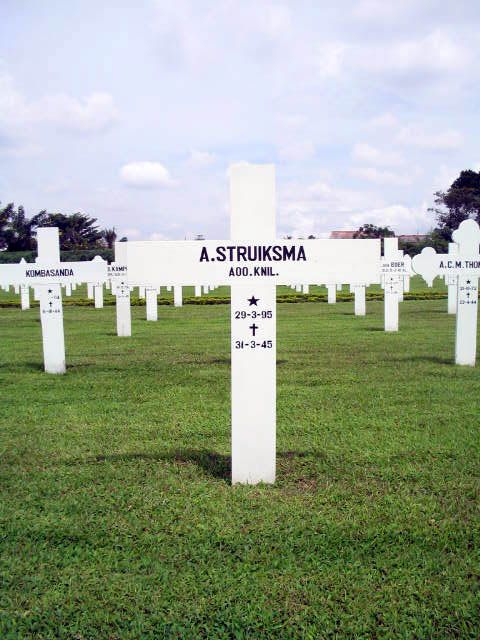 struiksma.a.2005.jpg