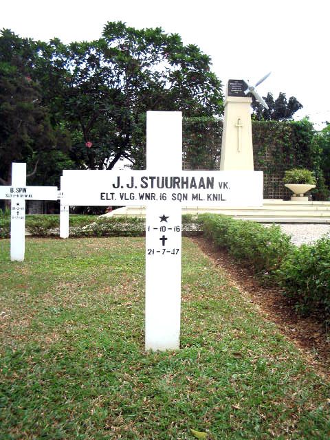 stuurhaan.j.j.2005.jpg