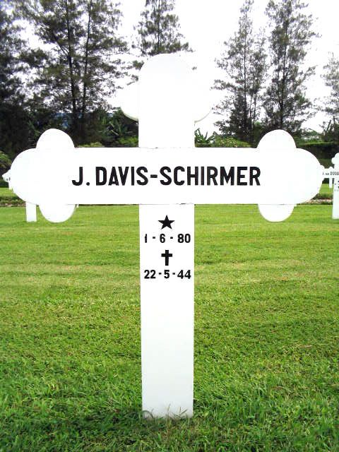 davis schirmer.j.2004.jpg