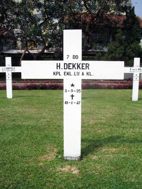 dekker.h.2005.jpg