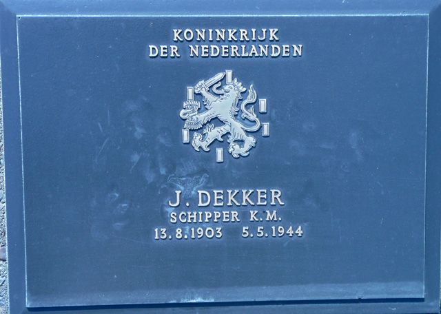 Dekker.J.2008.jpg