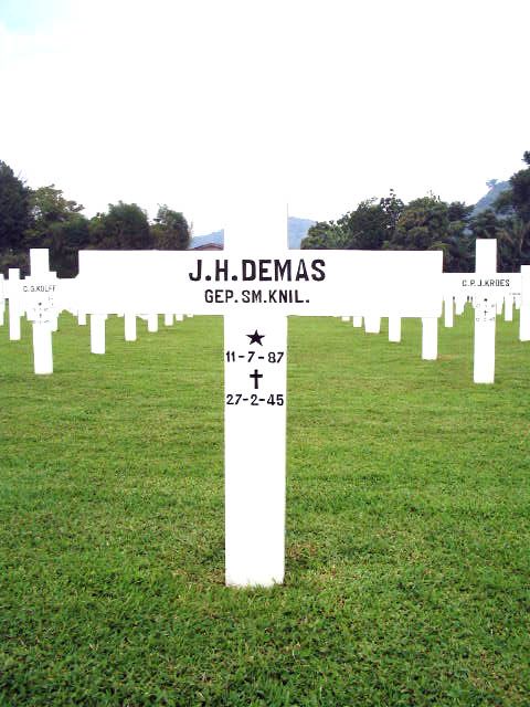 demas.j.h.2005.jpg