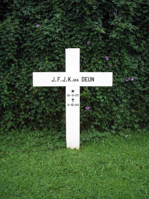 deun.van.j.f.j.k.2005.jpg