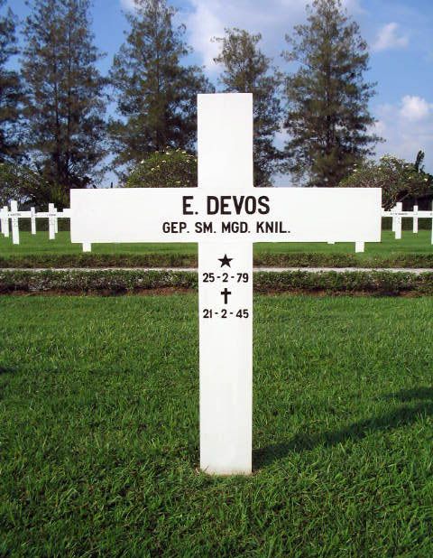 devos e.2004.jpg