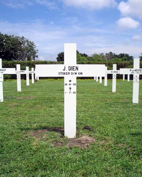 dien.j.2005.jpg
