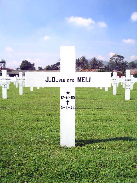 meij.v.der.j.d.2005.jpg