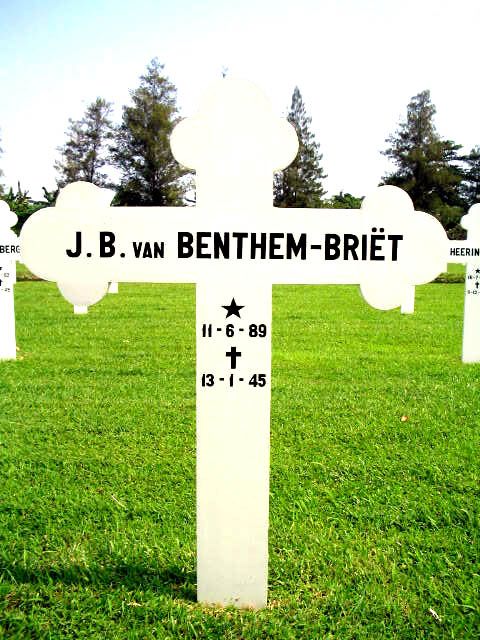 benthem briet van.j.b.2004.jpg
