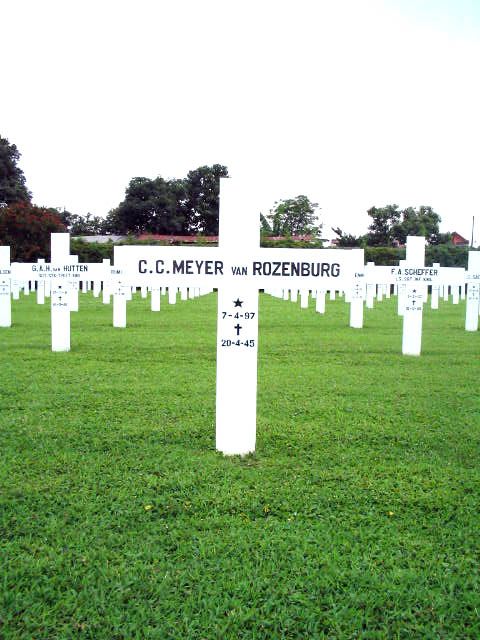 meyer.van.rozenburg.c.c.2005.jpg