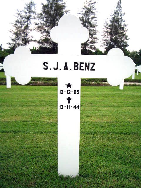 benz.s.j.a.2004.jpg