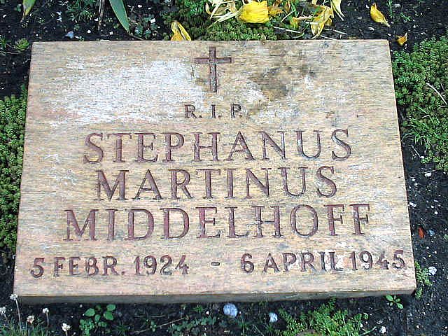 middelhoff.s.m.2004.jpg