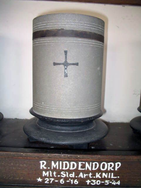 middendorp.r.2005.jpg
