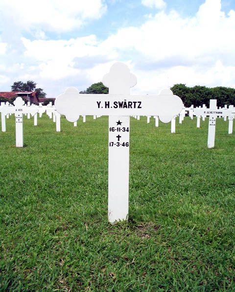 swartz.y.h.2005.jpg