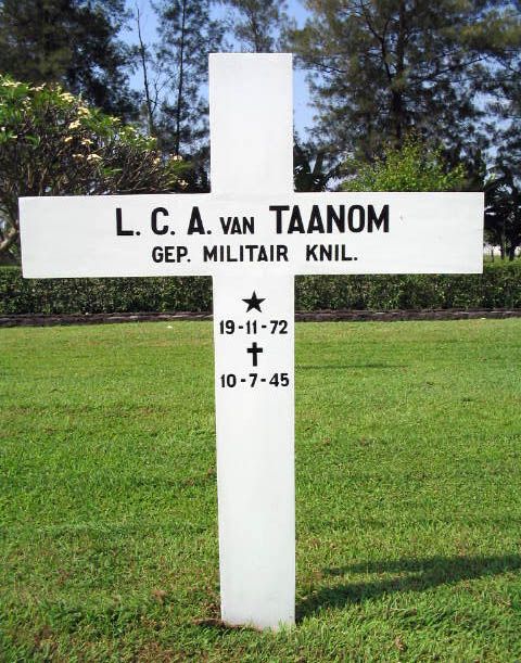 taanom v.l.c.a.2004.jpg