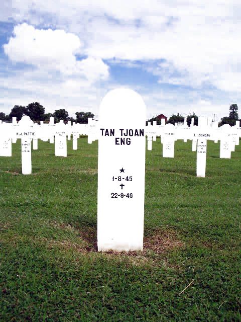 tan tjoan eng.2005.jpg