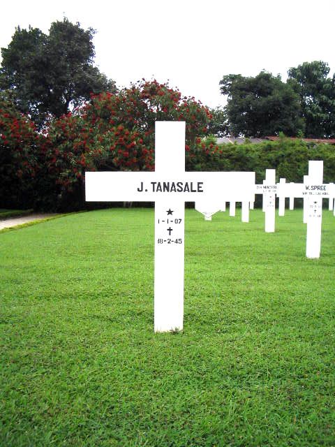 tanasale.j.2005.jpg