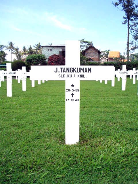 tangkuman.j.2005.jpg