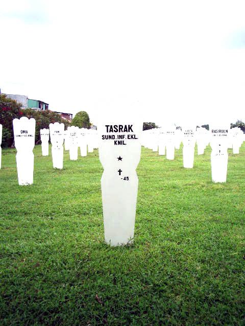 tasrak.2005.jpg