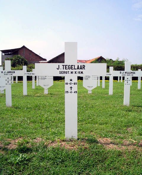 tegelaar.j.2005.jpg