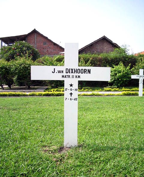 dixhoorn.van.j.2005.jpg
