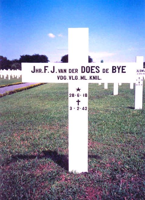 does.v.der.bye.de.f.j.2005(1).jpg