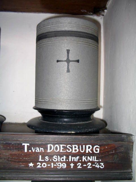 doesburg.van.t.2005.jpg