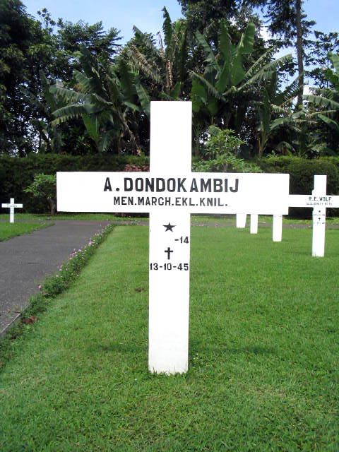 dondokambij.a.2005.jpg
