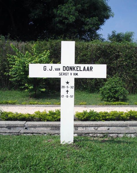 donkelaar.van g.j.2005.jpg