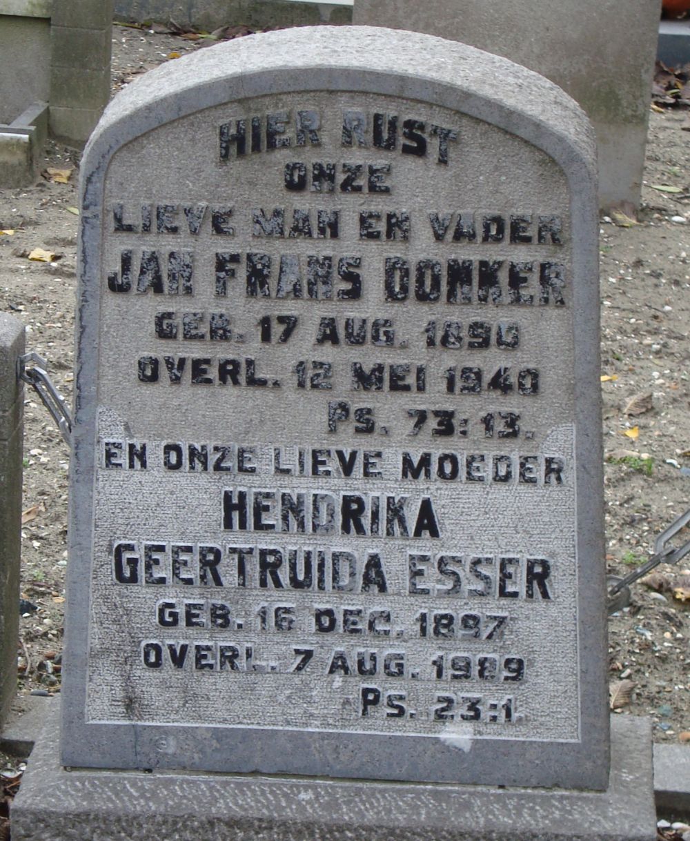 donker.j.f.2011.jpg