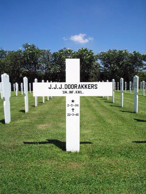 doorakkers.j.j.j.205.jpg