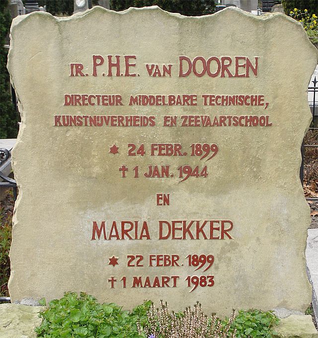 dooren.p.h.e.van.2007.jpg