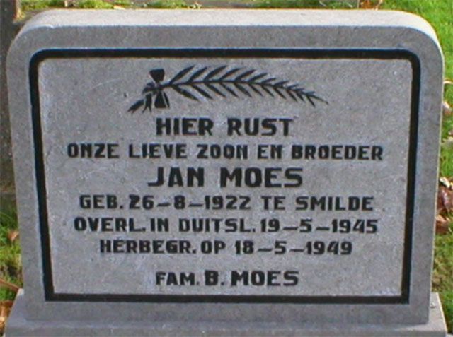 moes.j.2008.jpg