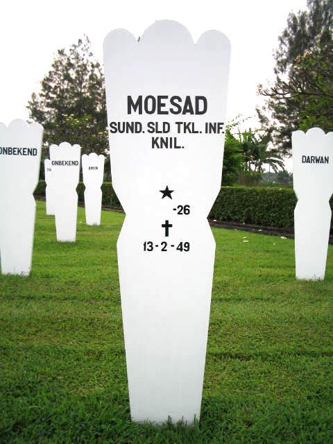 moesad.2004.jpg.JPG