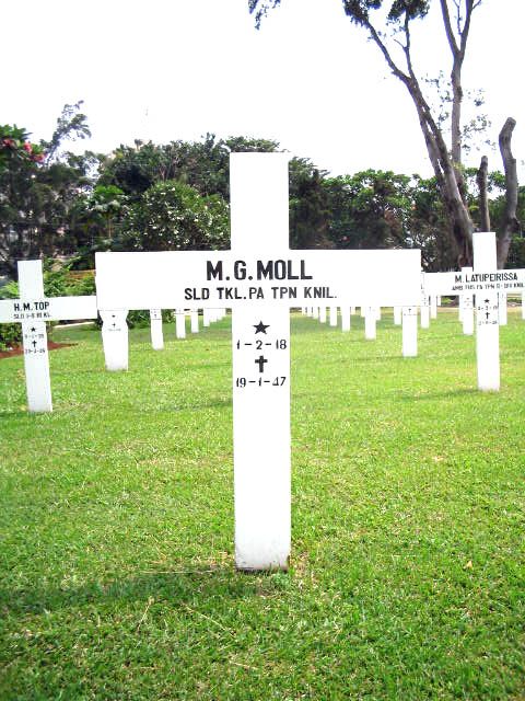 moll.m.g.2005.jpg